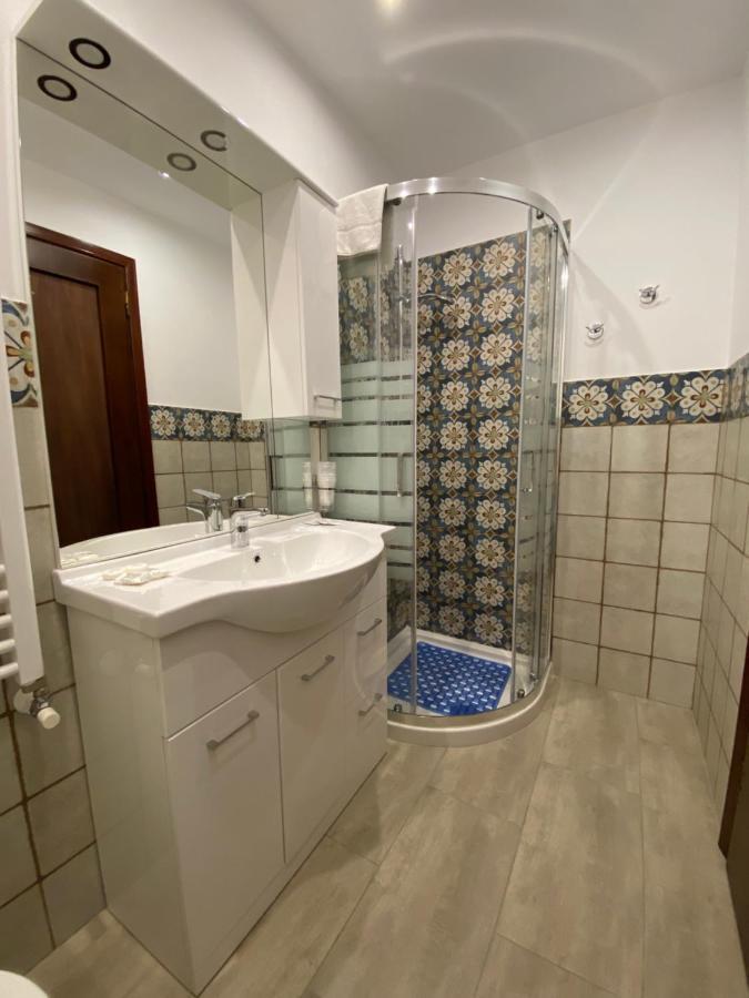 B&B Catania Centro - Charme & More المظهر الخارجي الصورة